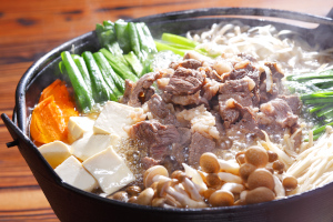 津山の牛肉料理～そずり鍋、干し肉、ホルモンうどん、煮こごり、よめなかせ～